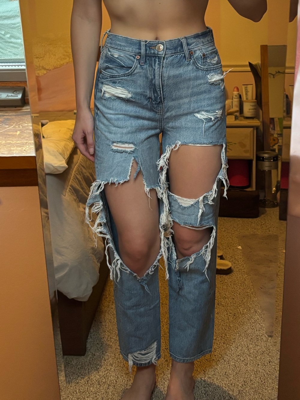 American Eagle Outfitters Light Blue Distressed Boyfriend Jeans - Picture 1 of 7